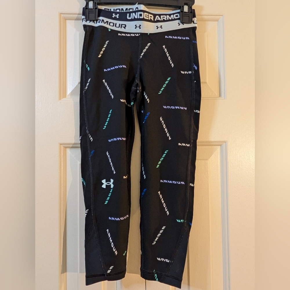 Girls Under Armour Black Leggings with Colorful Accents NWOT Size Small
